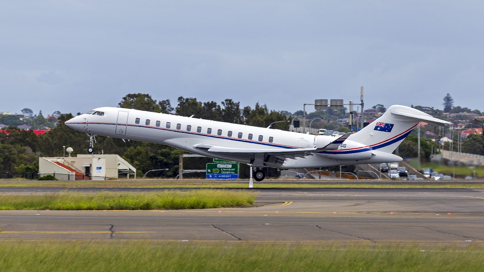 Bombardier Global 7500 taking off. The Global 8000 shares its exterior